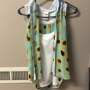 Sunflower tank with white built in tank